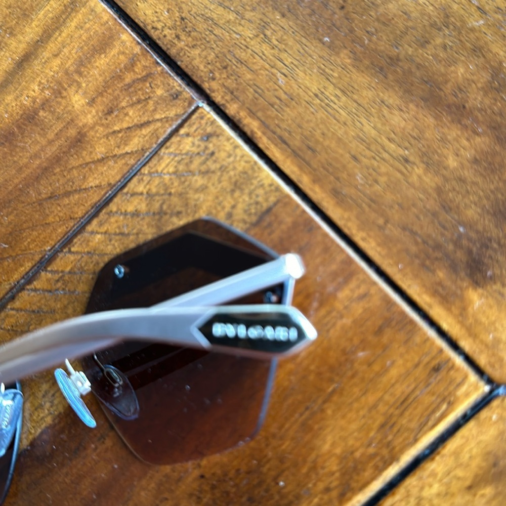 Bvlgari sunglasses - Picture 4 of 5
